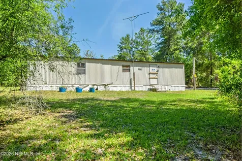 111 Lime Avenue Pomona Park FL 32181