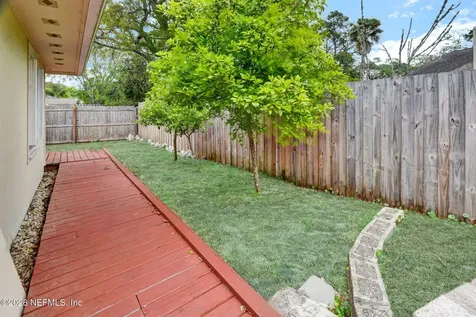 2163 St Martins Drive W Jacksonville FL 32246