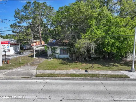 204 State Road 16 St. Augustine FL 32084