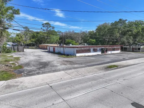 204 State Road 16 St. Augustine FL 32084