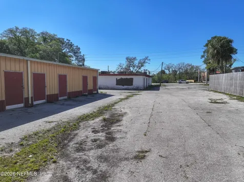 204 State Road 16 St. Augustine FL 32084