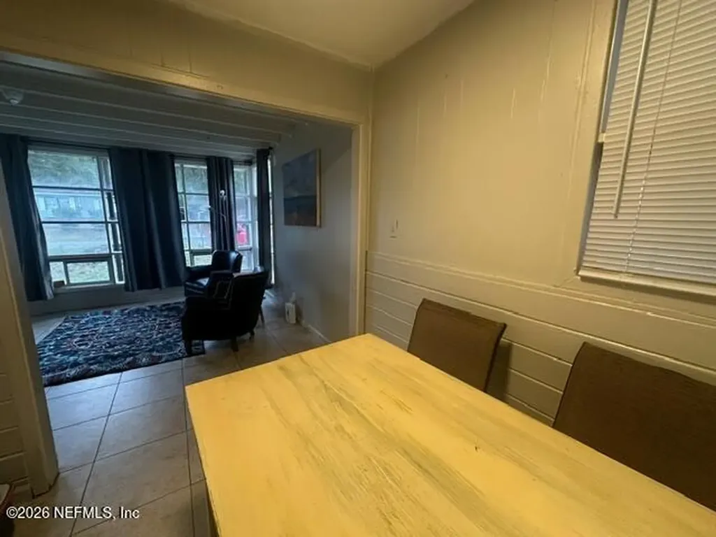 4633 Suffolk Avenue Jacksonville FL 32208