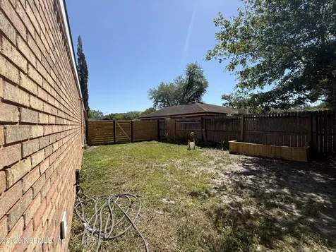 8618 Boxberry Lane Jacksonville FL 32244