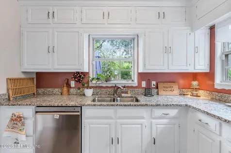 4321 Timuquana Road Jacksonville FL 32210