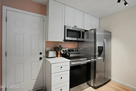 537 6th Avenue S Jacksonville Beach FL 32250