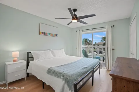 537 6th Avenue S Jacksonville Beach FL 32250
