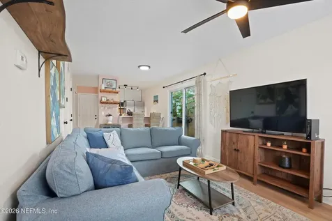 537 6th Avenue S Jacksonville Beach FL 32250
