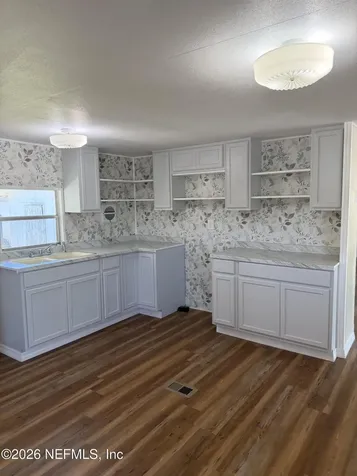 101 Golf Course Street Crescent City FL 32112