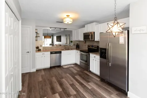 1720 Wildwood Creek Lane Jacksonville FL 32246