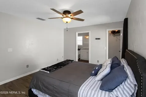 1720 Wildwood Creek Lane Jacksonville FL 32246