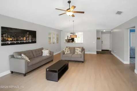 1720 Wildwood Creek Lane Jacksonville FL 32246
