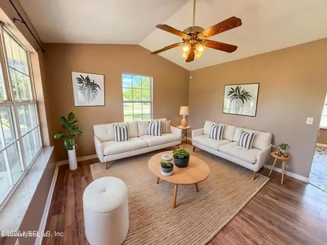 27224 W Thirteenth Avenue Hilliard FL 32046