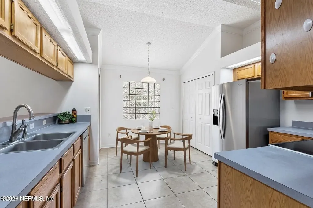 3925 Arbor Lake Drive W Jacksonville FL 32225