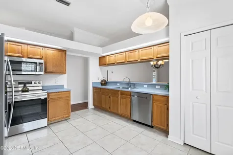 3925 Arbor Lake Drive W Jacksonville FL 32225