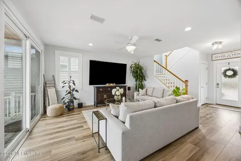 118 Yacht Club Point Green Cove Springs FL 32043