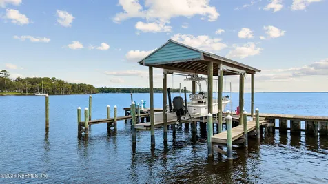 118 Yacht Club Point Green Cove Springs FL 32043