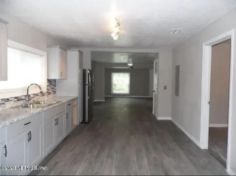8140 Mariner Street Jacksonville FL 32220