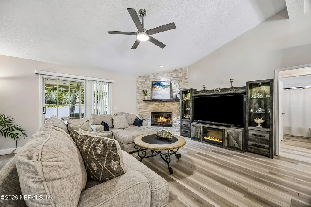 4479 Hunters Haven Lane E Jacksonville FL 32224