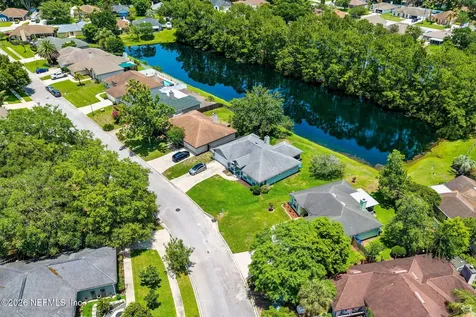 4479 Hunters Haven Lane E Jacksonville FL 32224