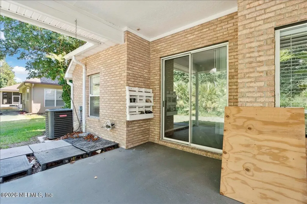 8871 Canopy Oaks Drive Jacksonville FL 32256
