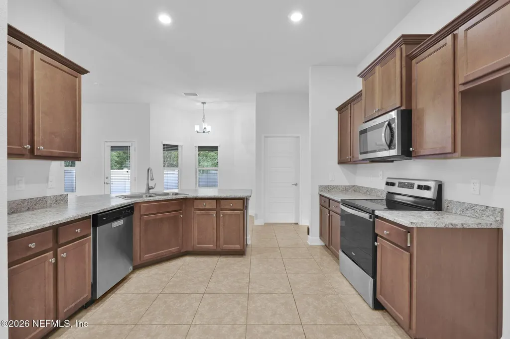 7339 Zain Michael Lane Jacksonville FL 32222