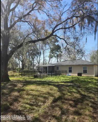 9861 S Clinton Avenue Glen St. Mary FL 32040