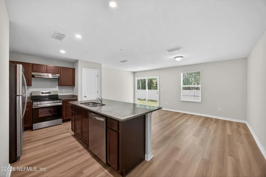 7650 Mailes Court Jacksonville FL 32210