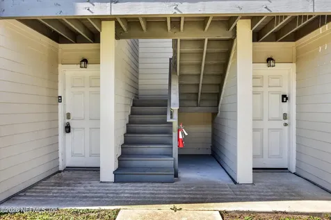 7650 Mailes Court Jacksonville FL 32210