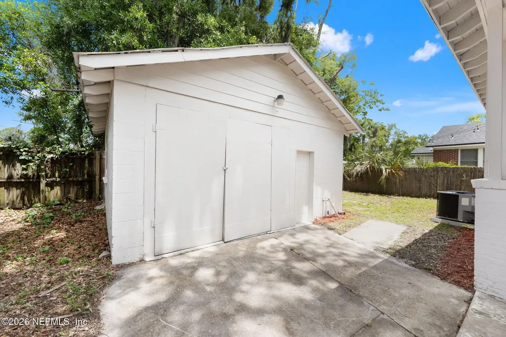 8024 Hawthorne Street Jacksonville FL 32208