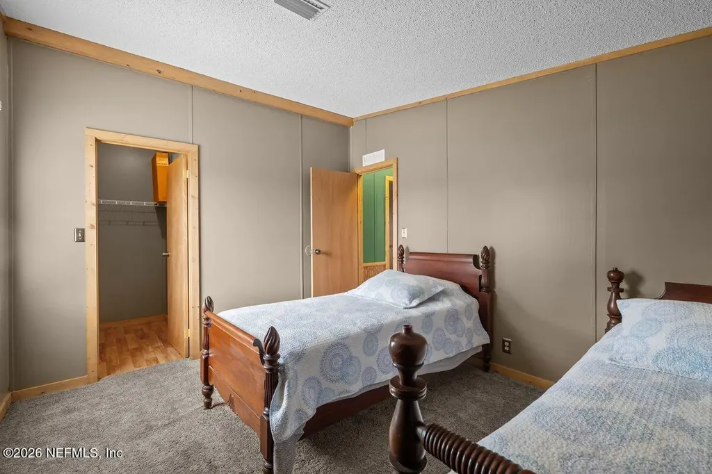 41 Scott Street Welaka FL 32193
