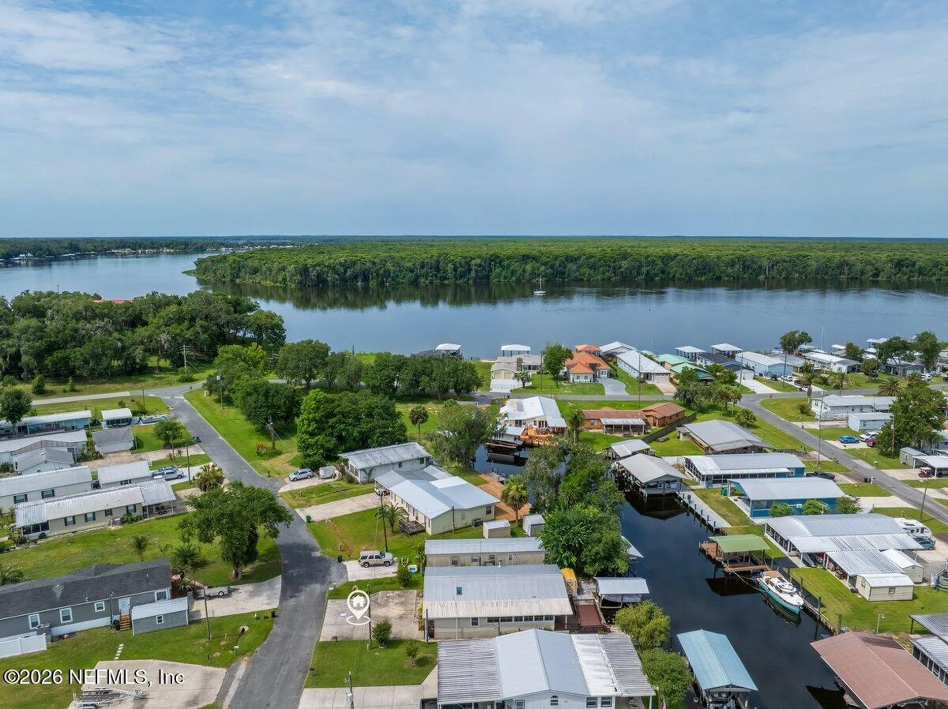 41 Scott Street Welaka FL 32193