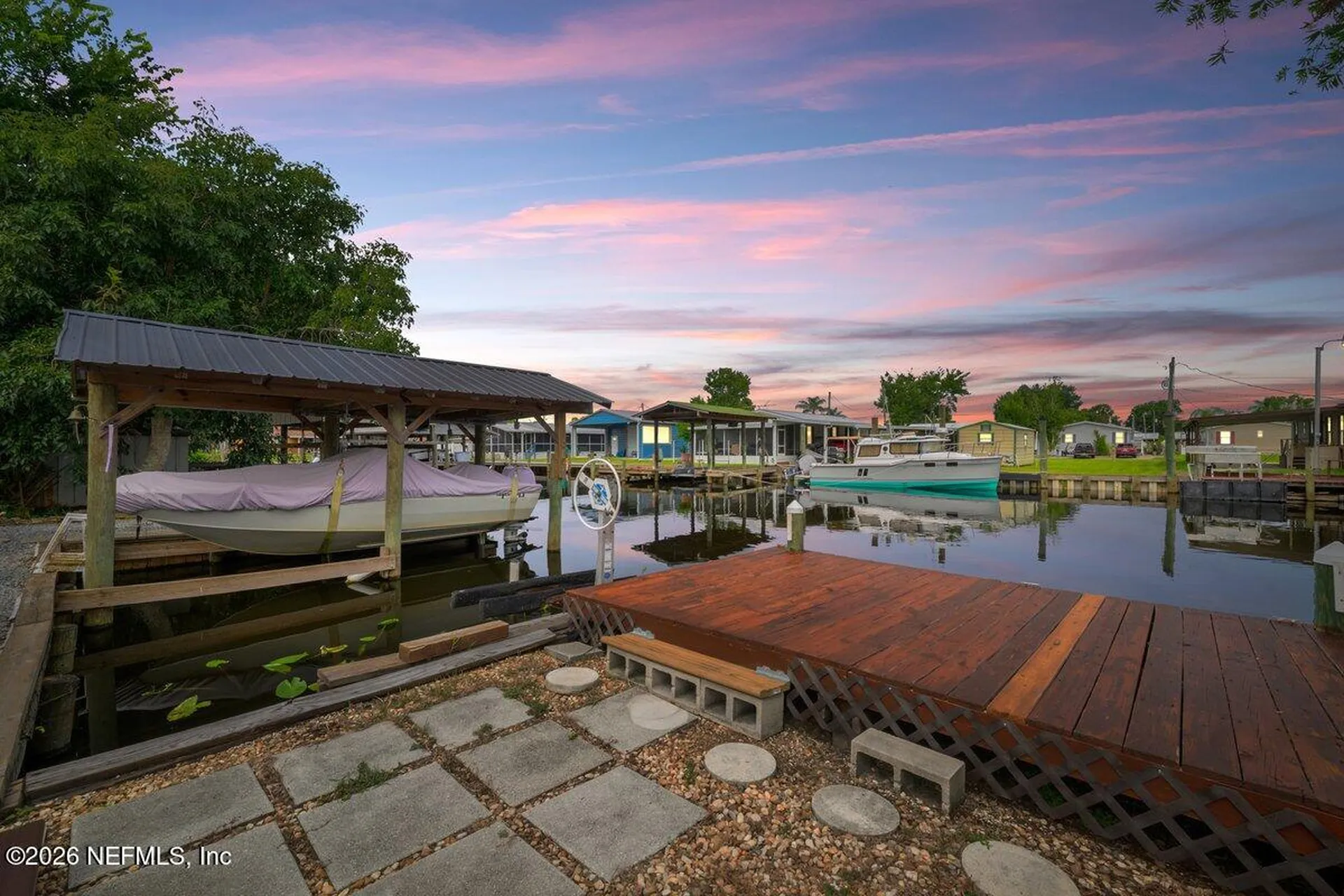 41 Scott Street Welaka FL 32193