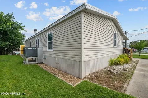 41 Scott Street Welaka FL 32193