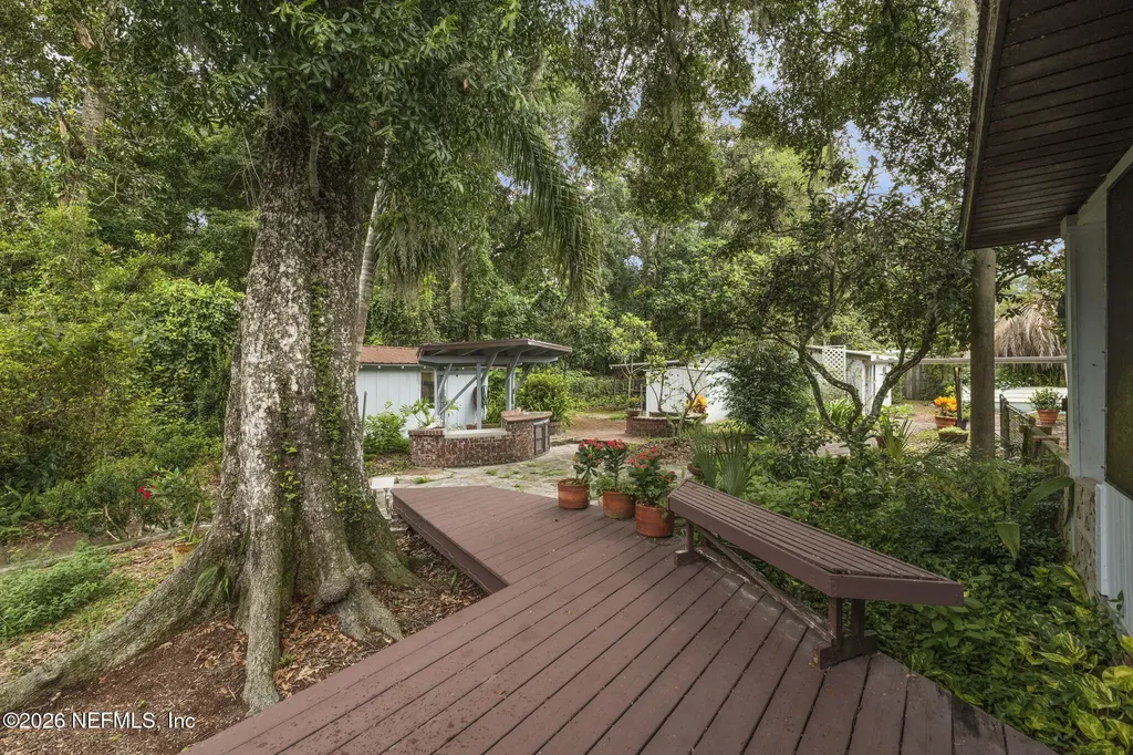 109 Cody Drive Satsuma FL 32189