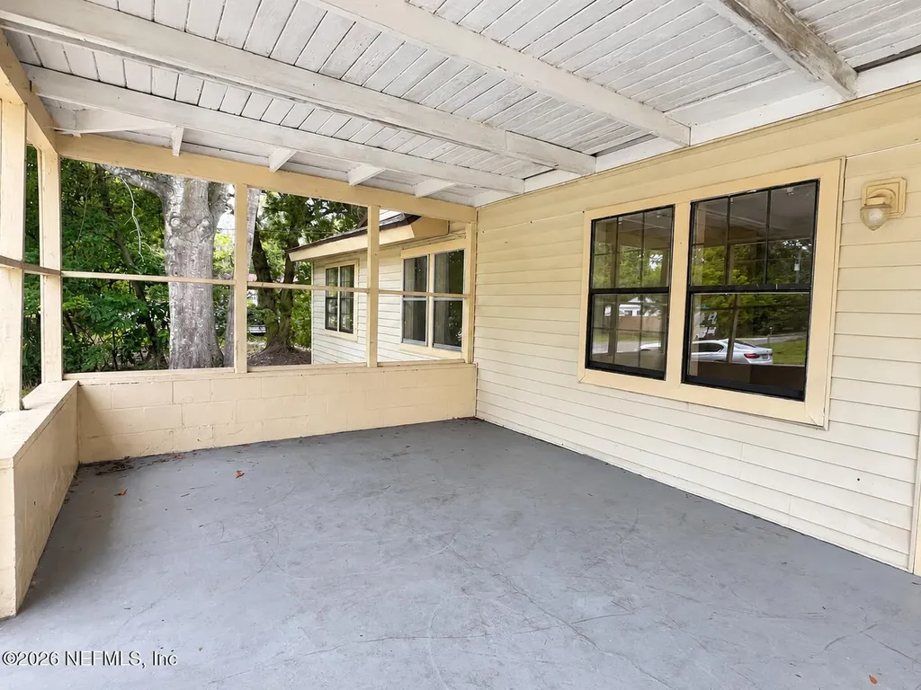 957 Odessa Drive E Jacksonville FL 32254