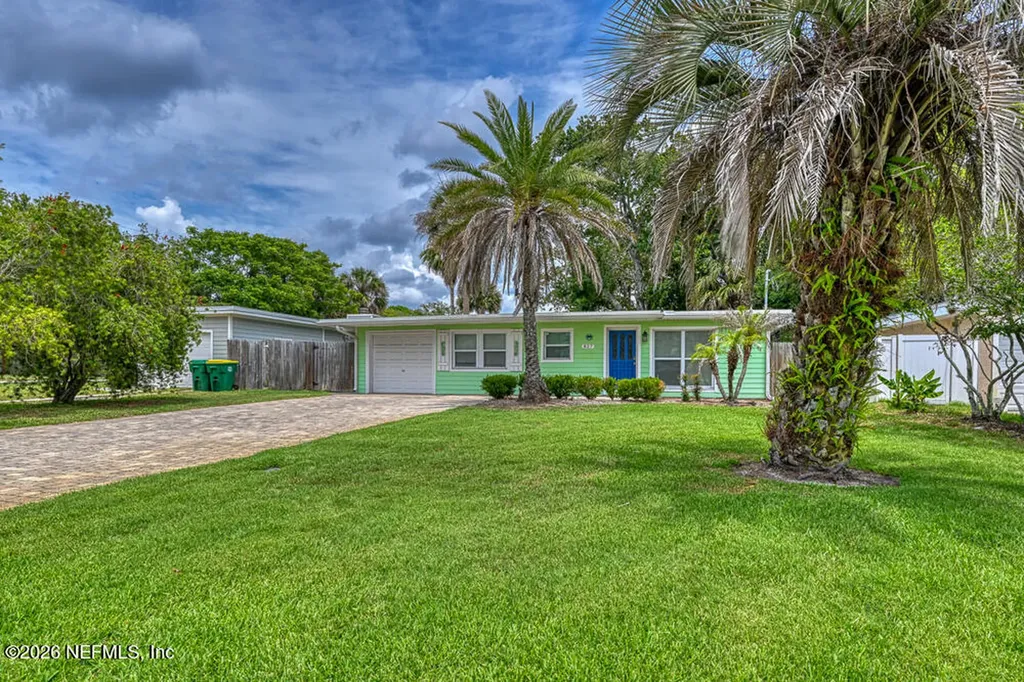 827 4th Avenue N Jacksonville Beach FL 32250