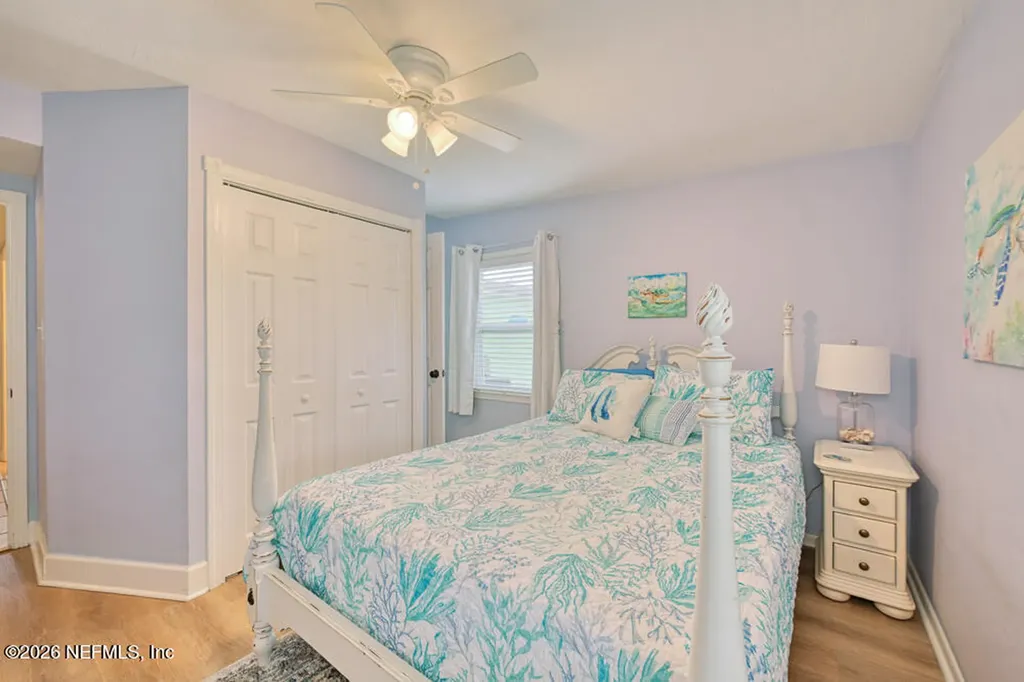 827 4th Avenue N Jacksonville Beach FL 32250