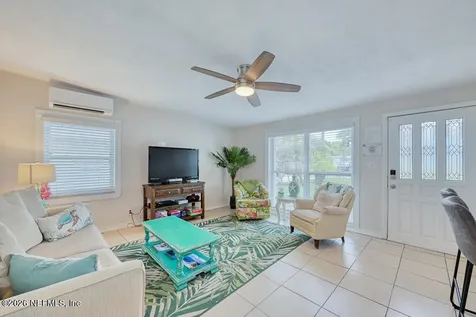 827 4th Avenue N Jacksonville Beach FL 32250