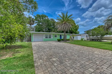 827 4th Avenue N Jacksonville Beach FL 32250