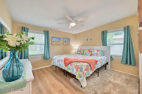 827 4th Avenue N Jacksonville Beach FL 32250