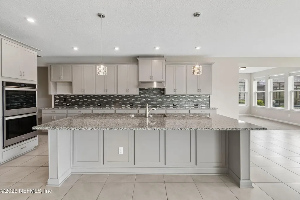 1009 Oakland Hills Avenue Middleburg FL 32068