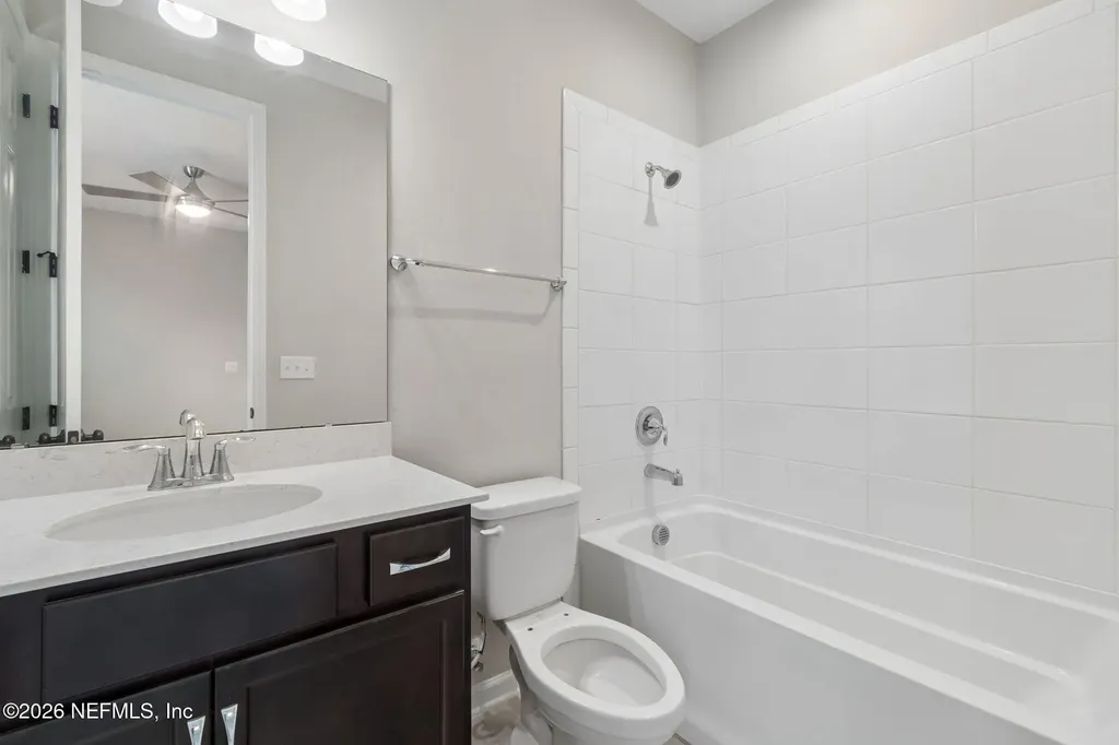 1009 Oakland Hills Avenue Middleburg FL 32068