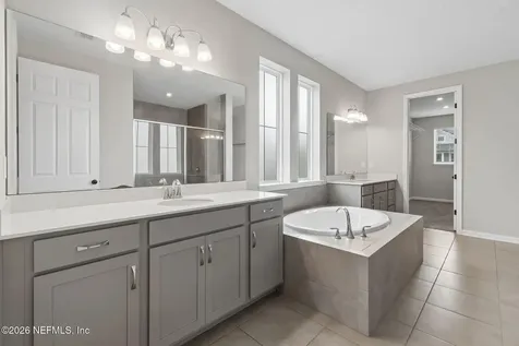 1009 Oakland Hills Avenue Middleburg FL 32068