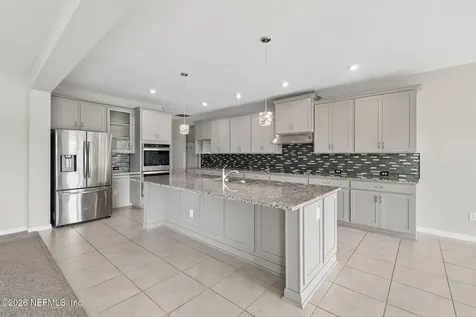 1009 Oakland Hills Avenue Middleburg FL 32068