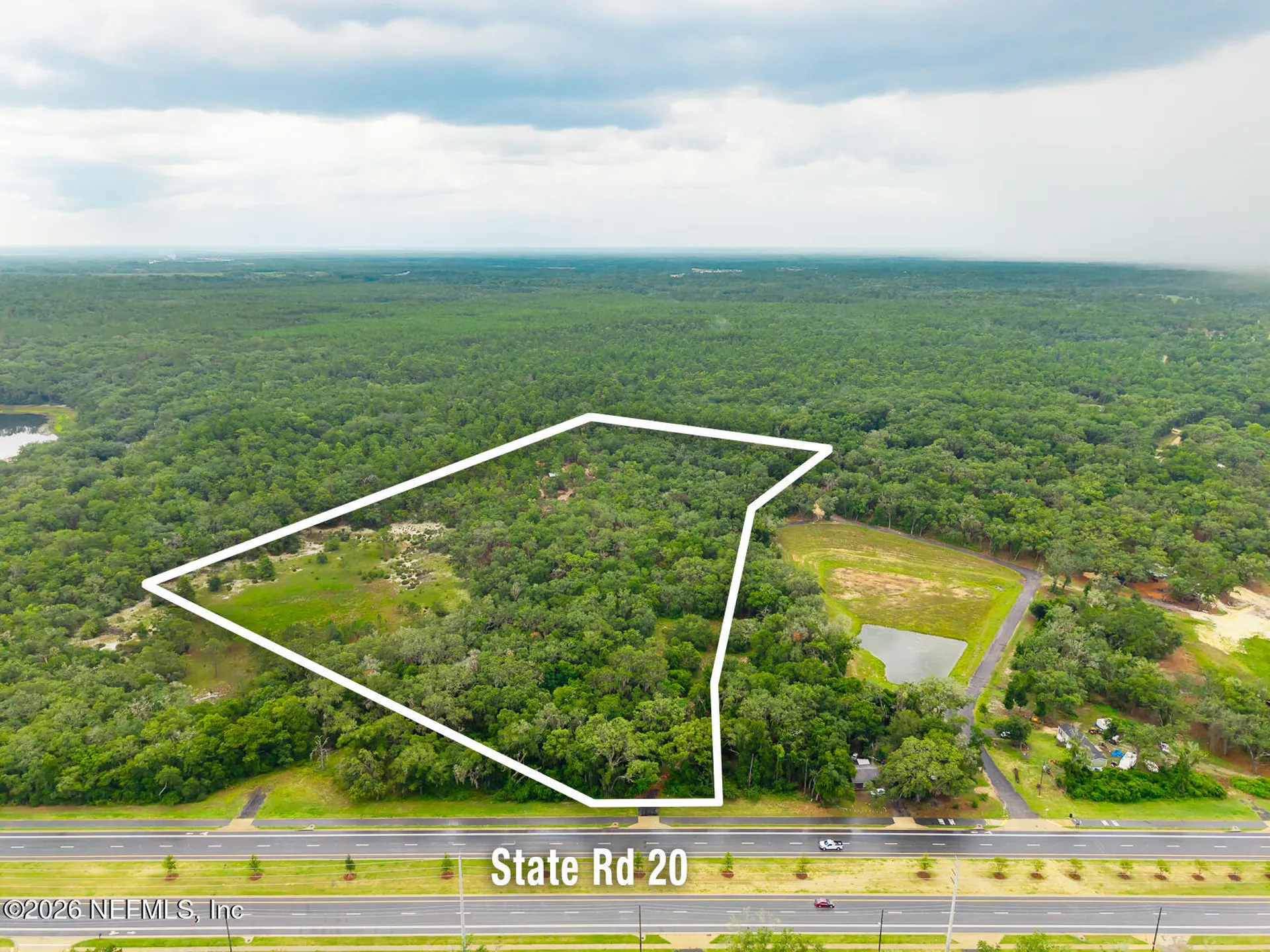 1643 State Road 20 Hawthorne FL 32640