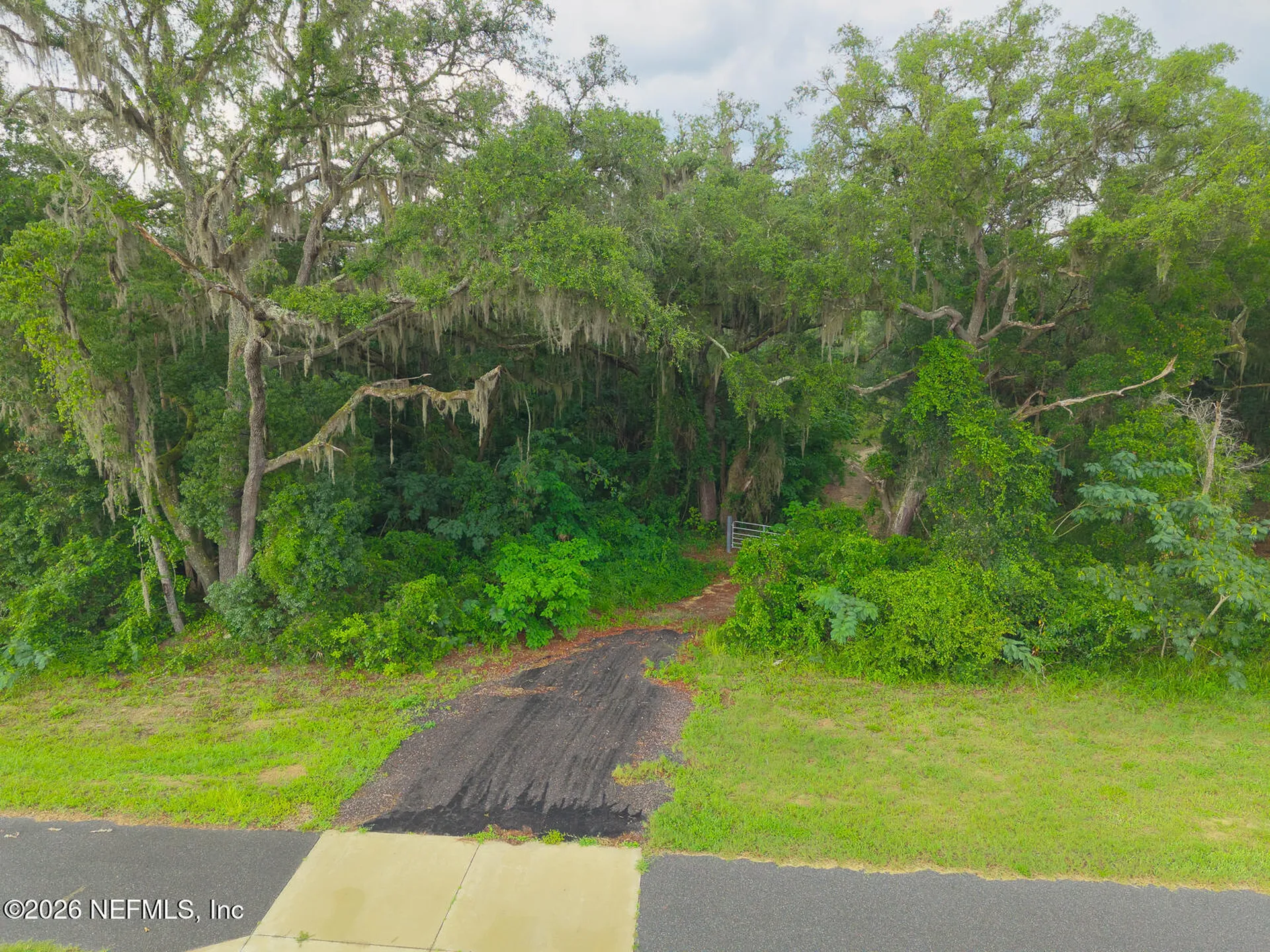 1643 State Road 20 Hawthorne FL 32640