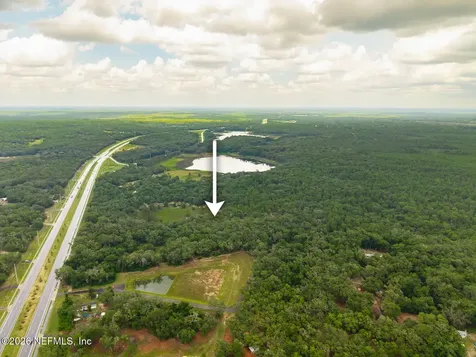 1643 State Road 20 Hawthorne FL 32640