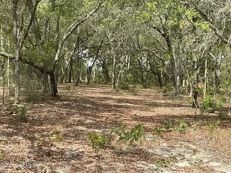 1643 State Road 20 Hawthorne FL 32640
