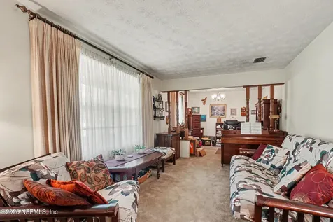 3934 Spring Glen Road Jacksonville FL 32207