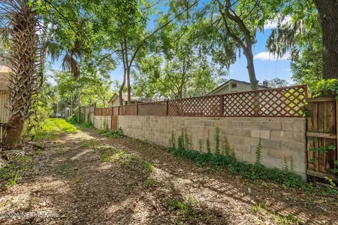 3623 Oak Street Jacksonville FL 32205